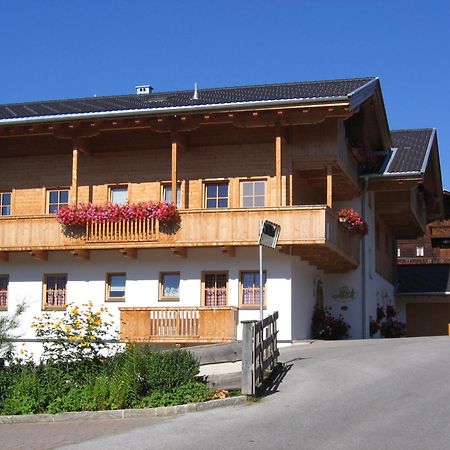Gaestehaus Larch Alpbach Exteriör bild