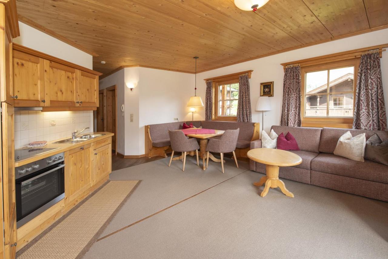 Gaestehaus Larch Alpbach Exteriör bild
