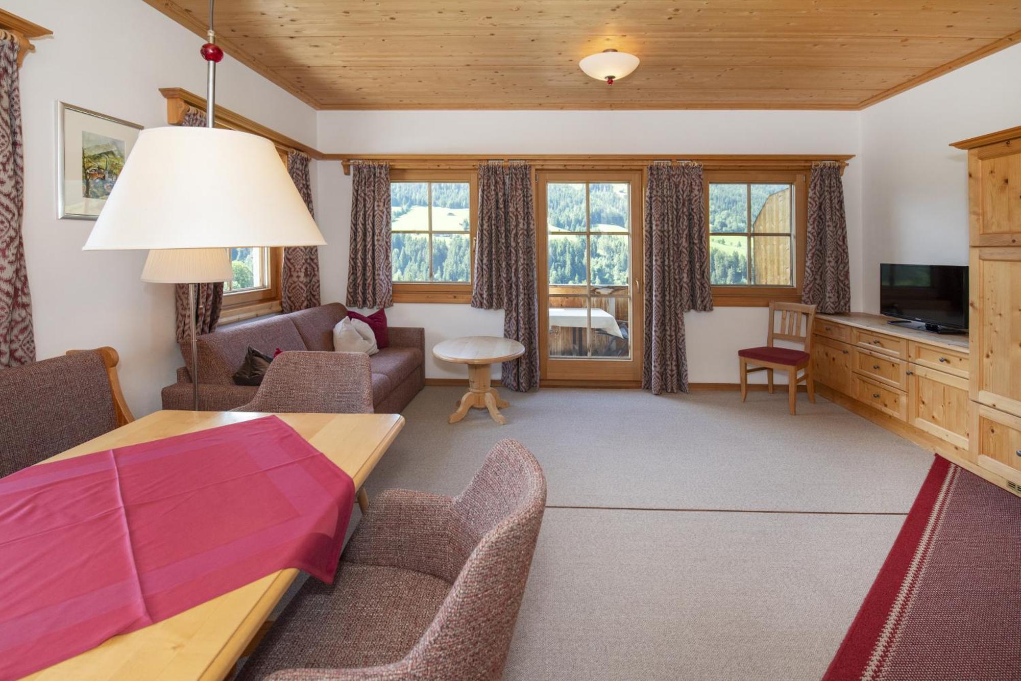 Gaestehaus Larch Alpbach Exteriör bild