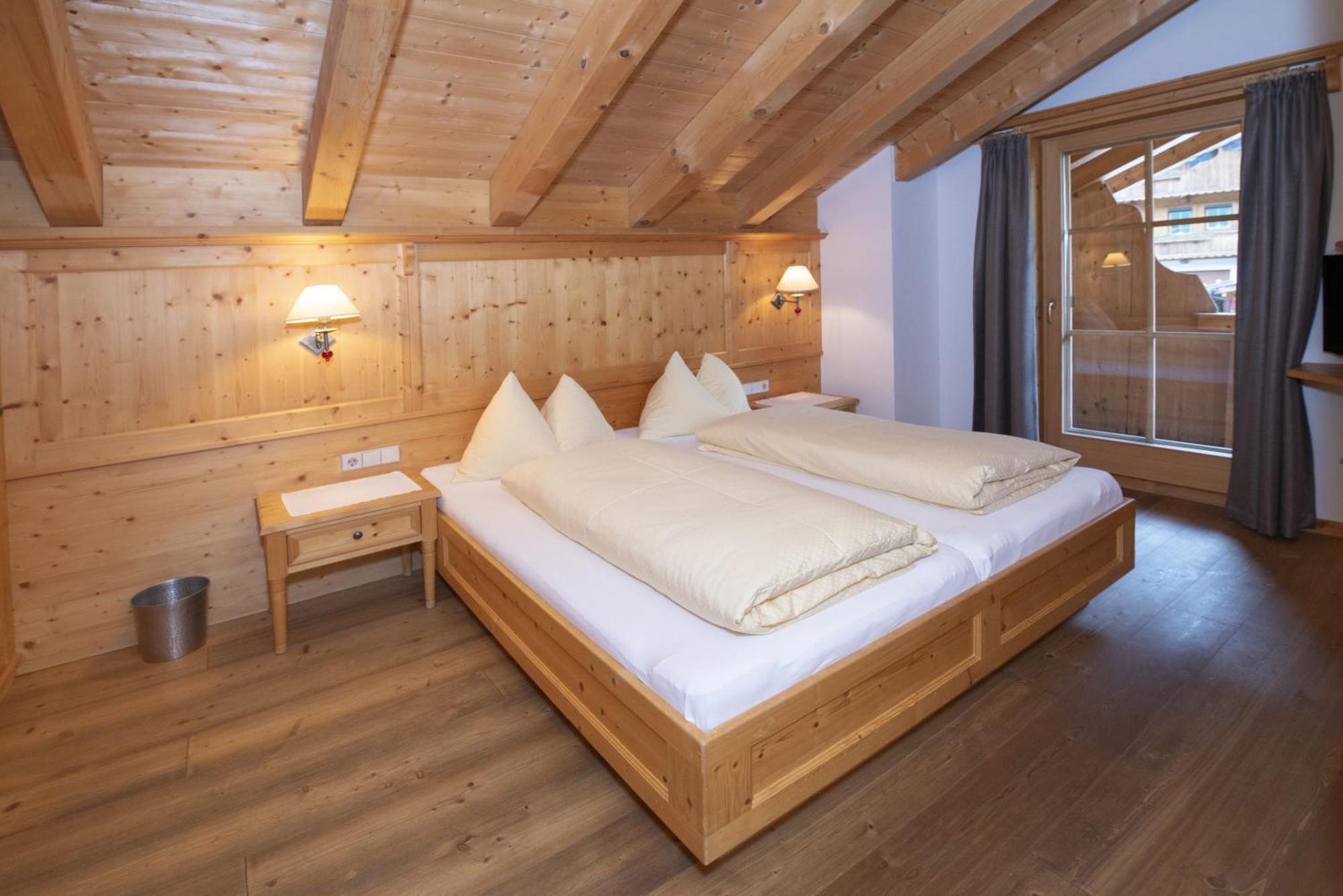 Gaestehaus Larch Alpbach Exteriör bild