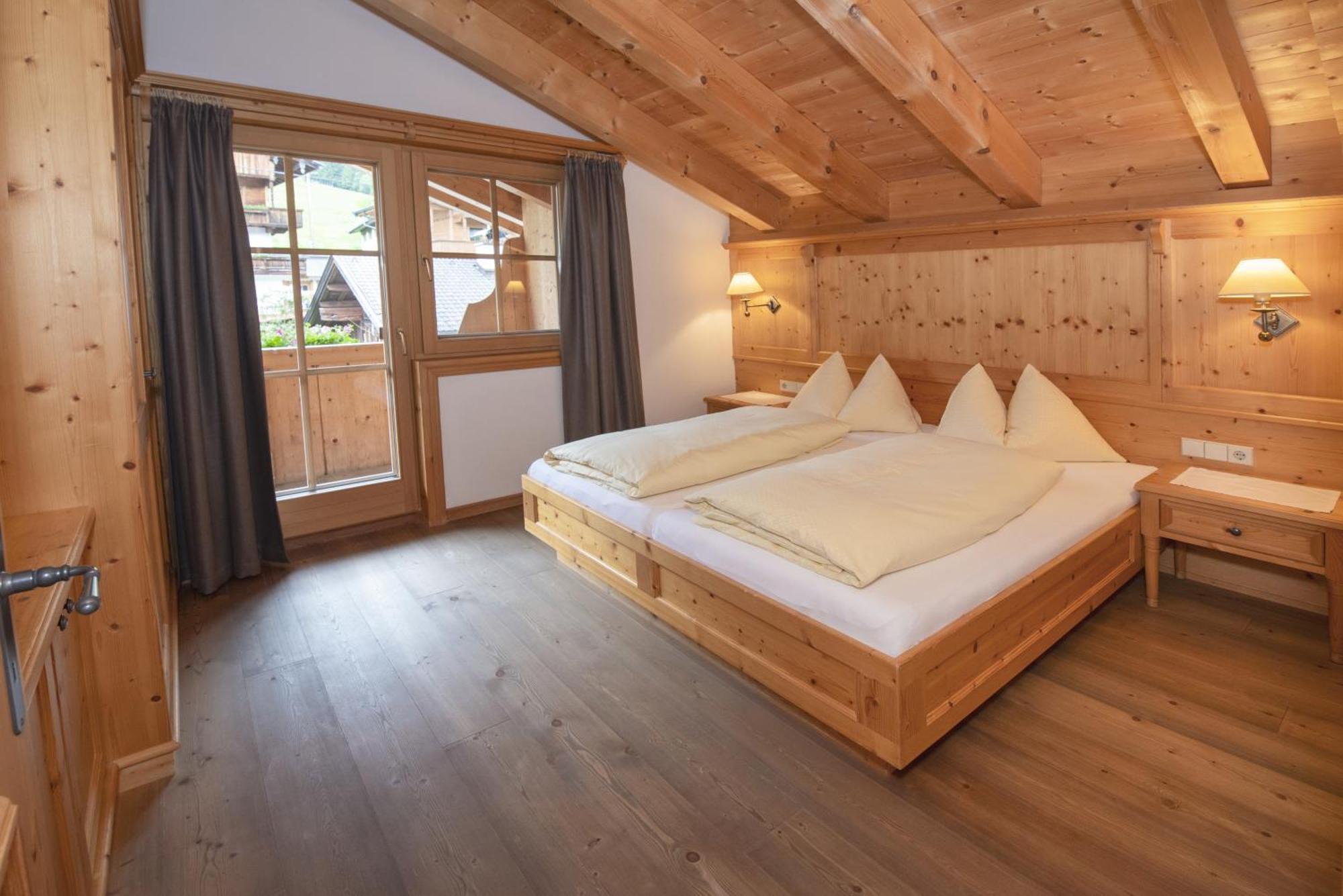 Gaestehaus Larch Alpbach Exteriör bild