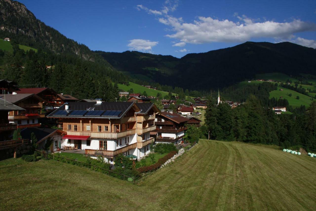 Gaestehaus Larch Alpbach Exteriör bild